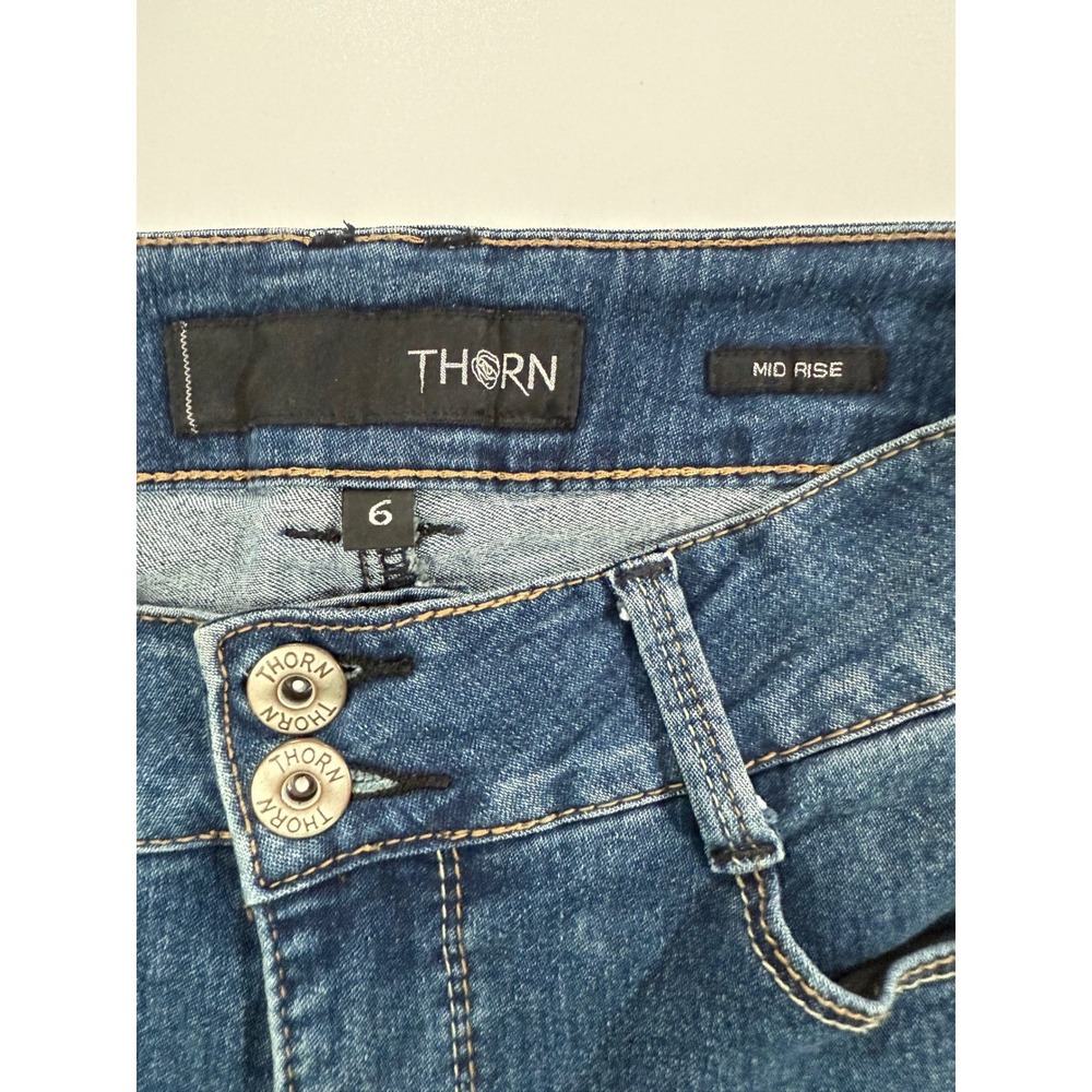 THORN Women's Mid Rise Embroidered Pocket Jeans Size 6 Blue Denim Stretch W389 - Picture 3 of 9